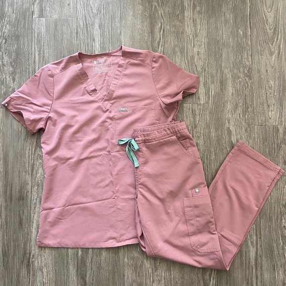 Mauve Figs Scrub Set - Picture 1 of 4